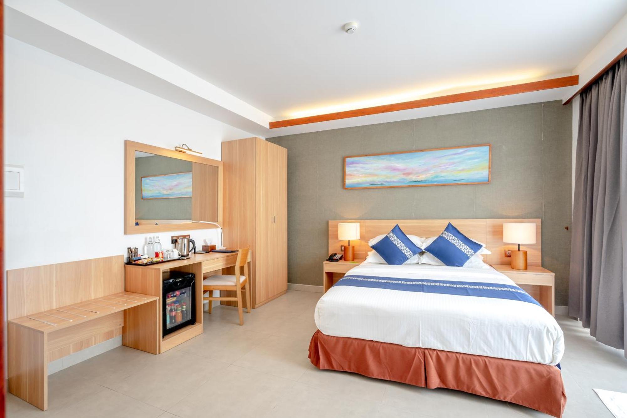 Ayala Oceanview Maldives Ξενοδοχείο Gulhi Εξωτερικό φωτογραφία